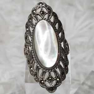 Mother of Pearl Marcacite Ring